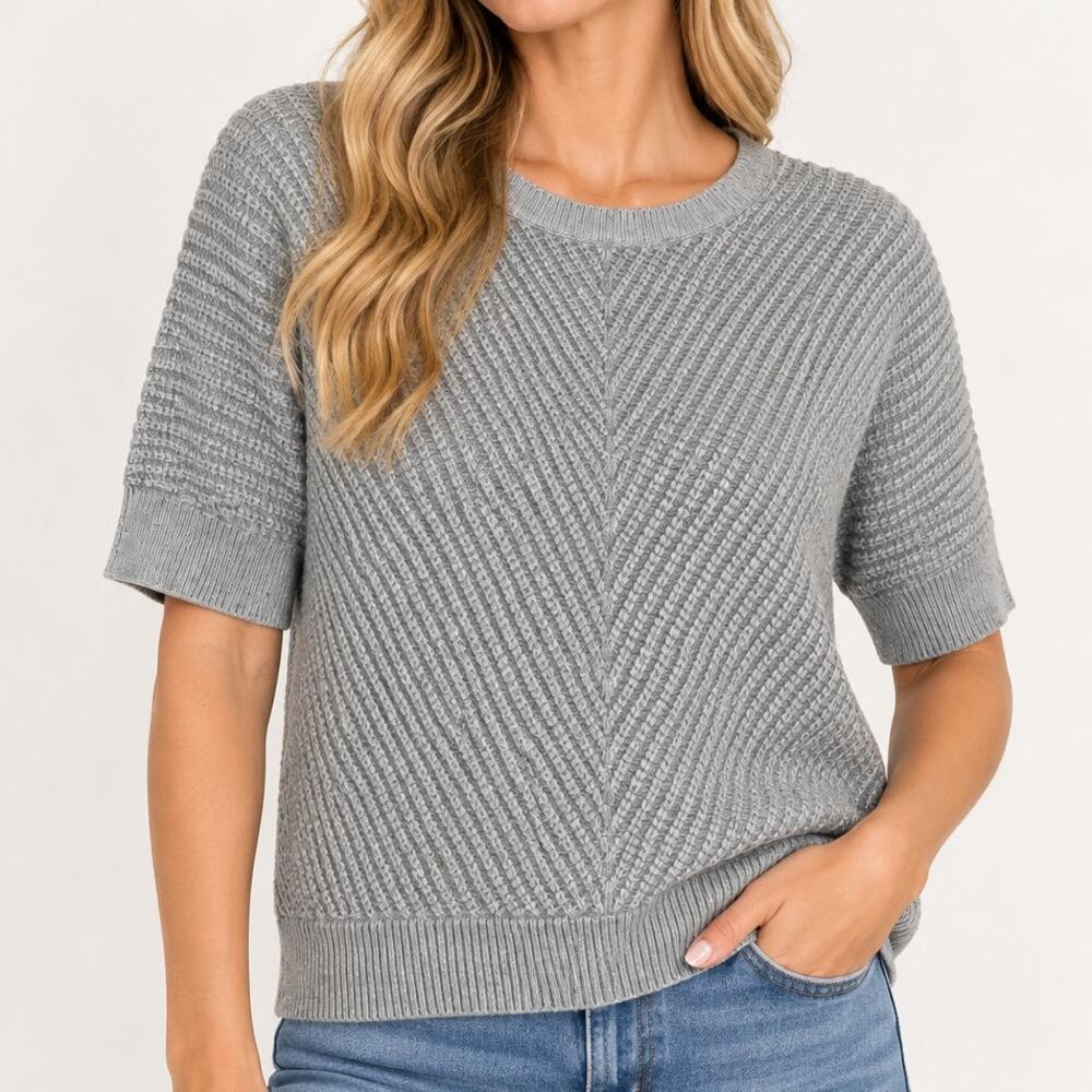 New Directions Grey Short Sleeve Sweater Top